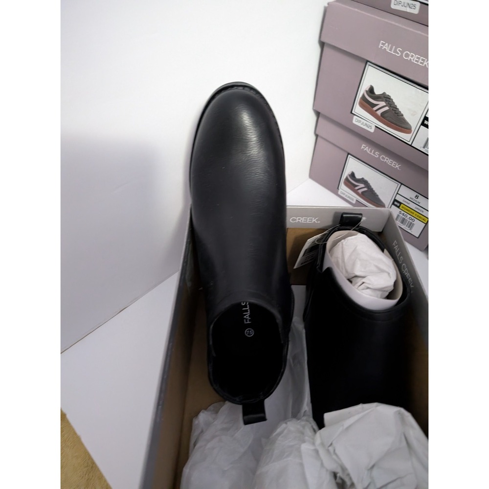 Falls Creek Women's Boots Black Size 7.5M Casual Short Bootie Round toe.